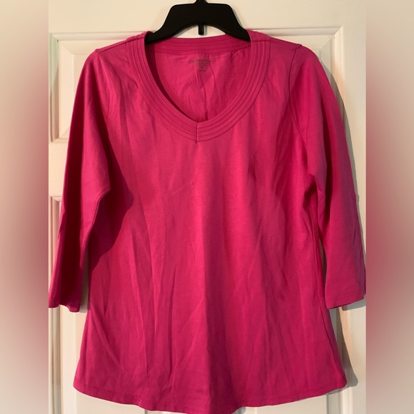 Coldwater Creek pink 3/4 length v-neck shirt - women’s size Medium. EC! - Picture 1 of 2